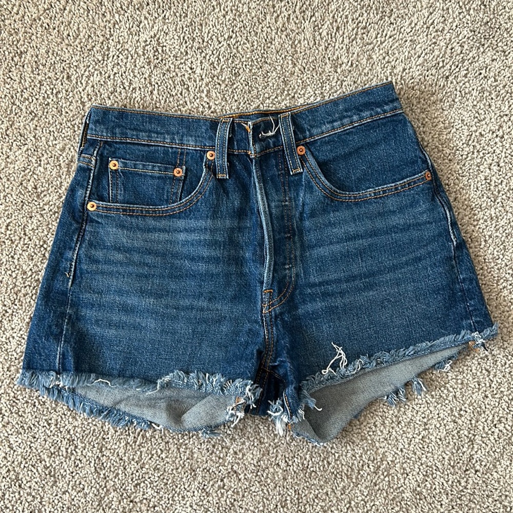 Levi’s jean shorts